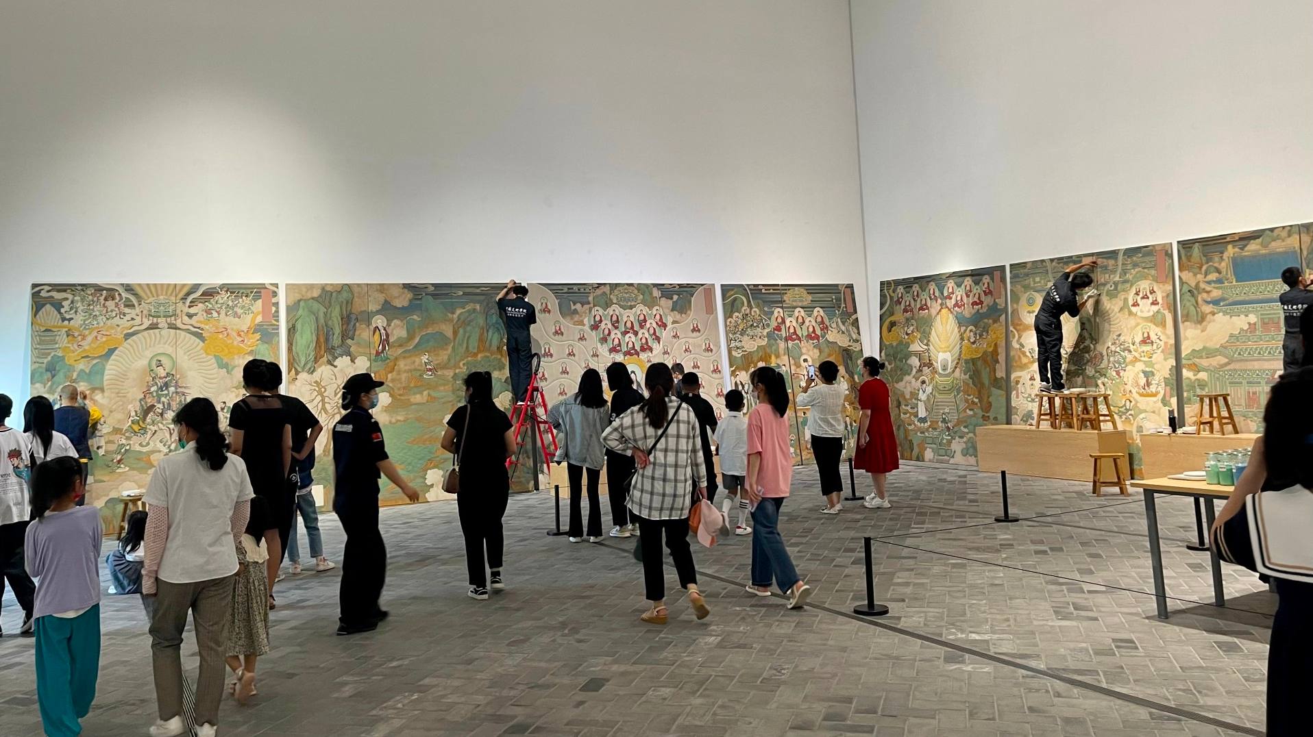 濟(jì)寧市美術(shù)館｜煙水百城——金兩堂傳統(tǒng)寺觀藝術(shù)壁畫繪制展